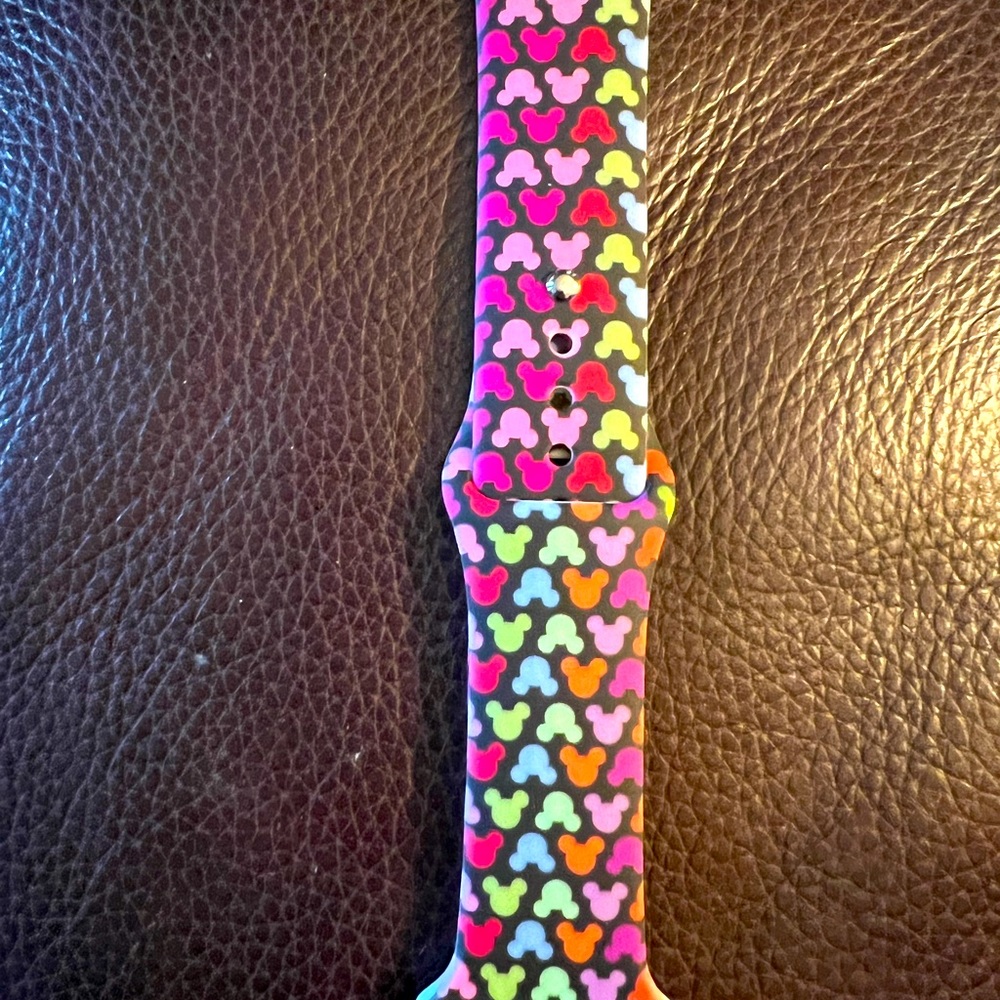 Brand-new Apple Watch Minnie mouse band